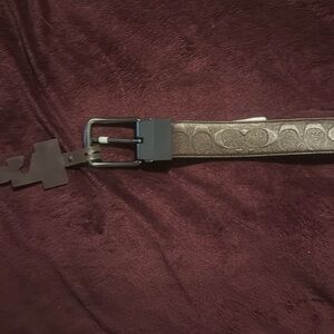 NWT embroidered unisex brown Coach belt